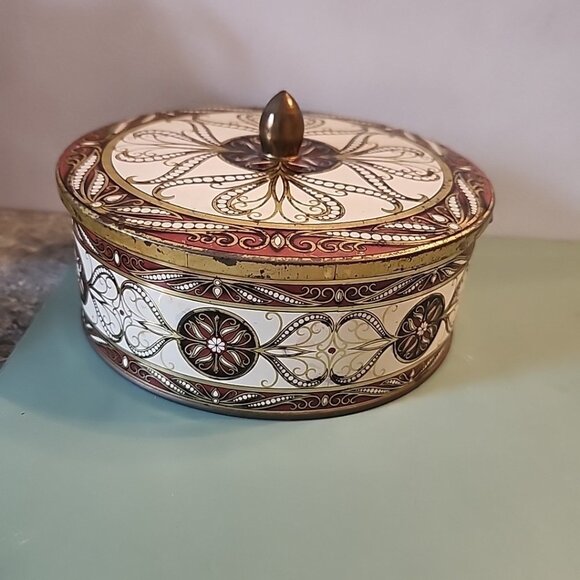 Vintage Button Tin Made in England Buttons Sewing Crafts Mixed Lot Granny Core - Picture 3 of 9